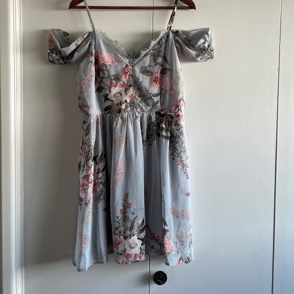 Lulus Verona Pale Blue Lace Cold Shoulder Floral Dress - Picture 4 of 5